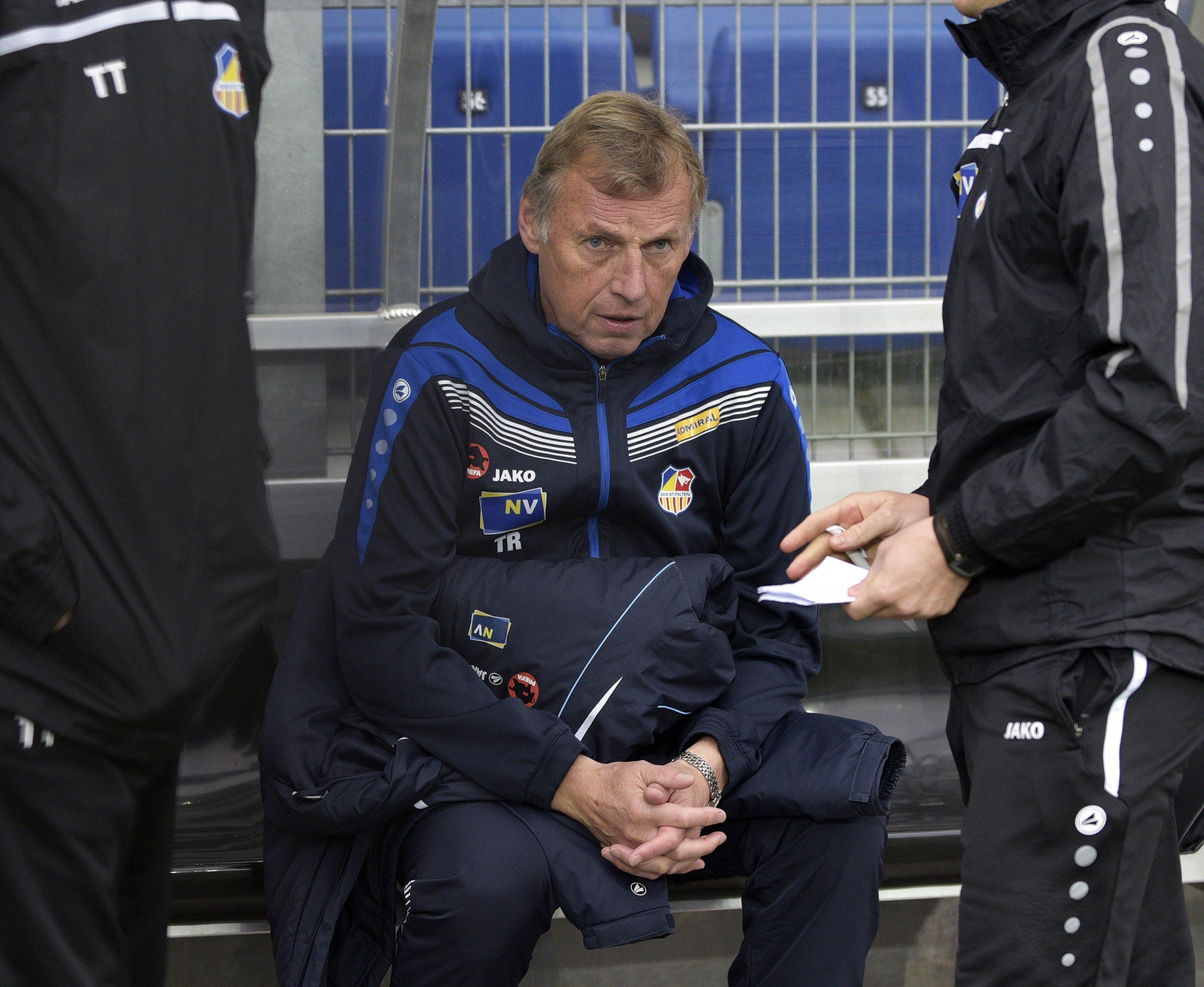 Karl Daxbacher ist nicht mehr Trainer beim SKN St. Pölten. Karl Daxbacher ist nicht mehr Trainer beim SKN St. Pölten.