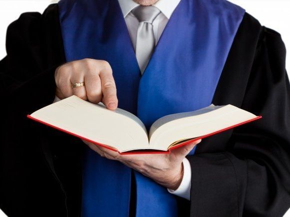 Der Wiener gab sich als Jurist aus Der Wiener gab sich als Jurist aus