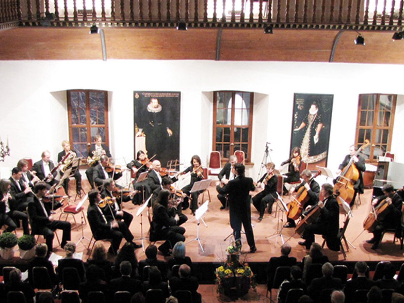 Arpeggione spielt das letzte Konzert dieses Jahres im Rittersaal des Hohenemser Palastes. Arpeggione spielt das letzte Konzert dieses Jahres im Rittersaal des Hohenemser Palastes.