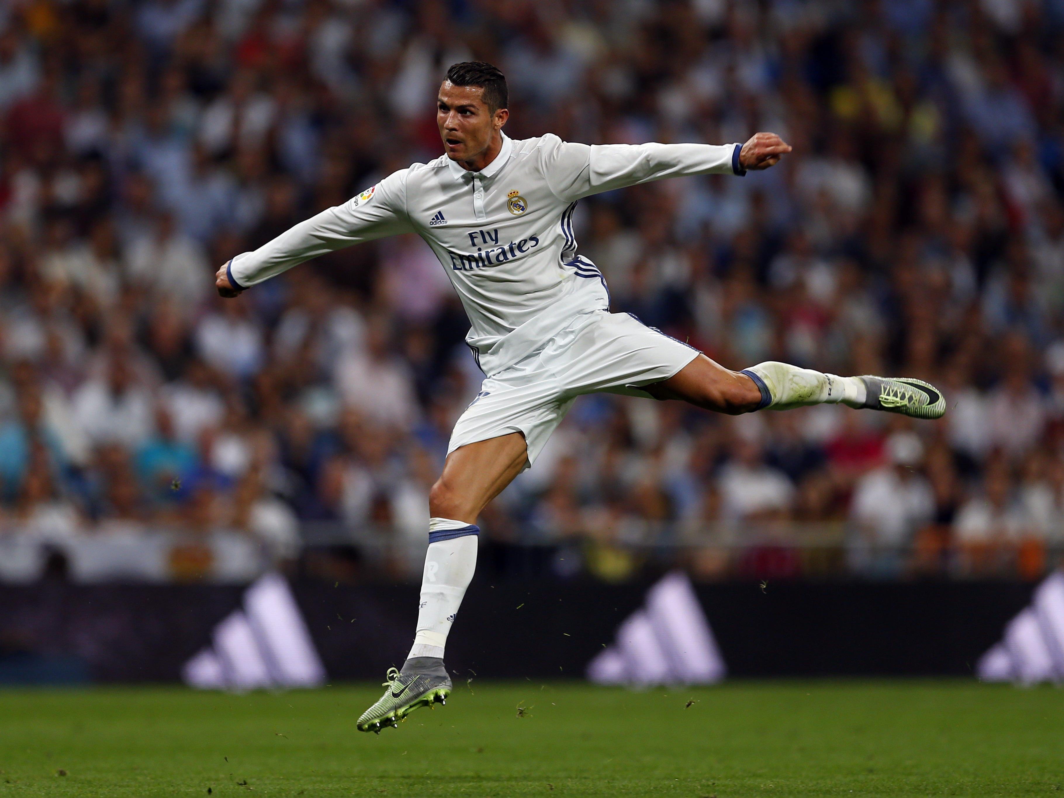 Superstar Cristiano Ronaldo soll einen neuen Vertrag bei Real Madrid bekommen.