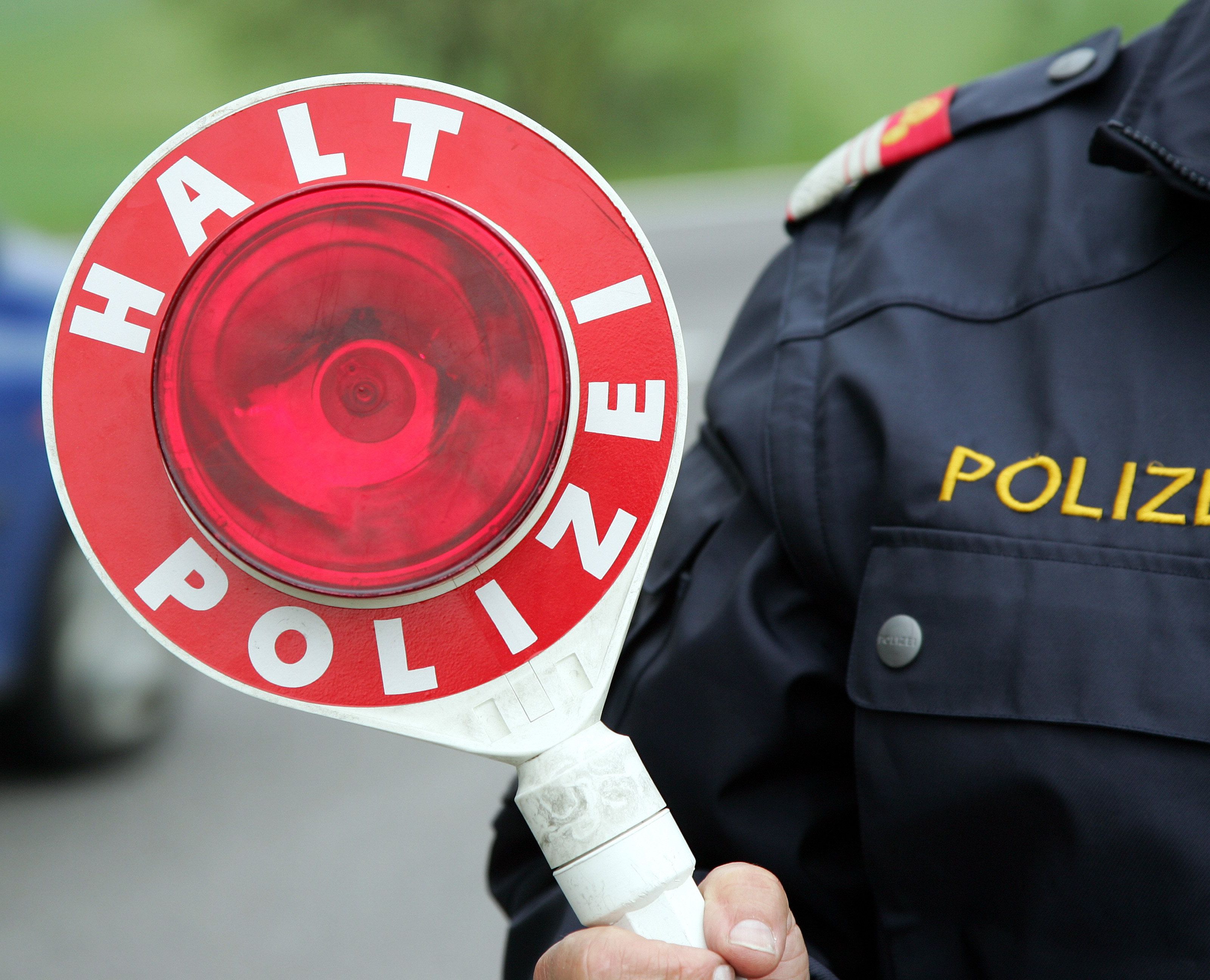 Die Polizei Egg sucht Zeugen des Unfall vom Freitag Morgen. Die Polizei Egg sucht Zeugen des Unfall vom Freitag Morgen.