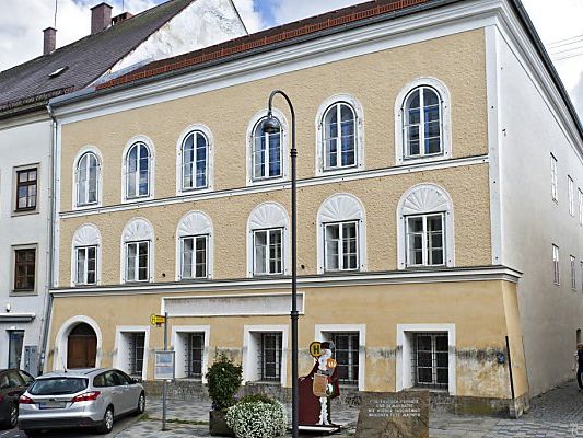 Hitlers Geburtshaus soll keine Pilgerstätte für Neonazis werden können Hitlers Geburtshaus soll keine Pilgerstätte für Neonazis werden können