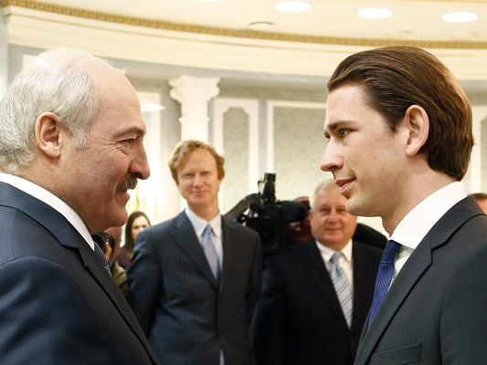 Der österreichische Außenminister zeigt sich erschüttert über das Vorgehen Weißrusslands. Der österreichische Außenminister zeigt sich erschüttert über das Vorgehen Weißrusslands.