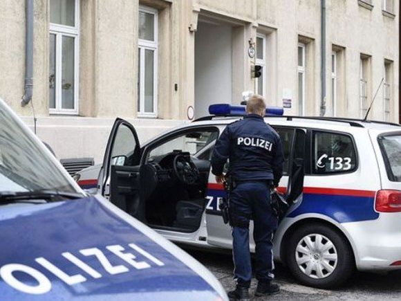 Der Bursche wurde am Freitag, gegen 6:00 Uhr Früh, attackiert. Der Bursche wurde am Freitag, gegen 6:00 Uhr Früh, attackiert.