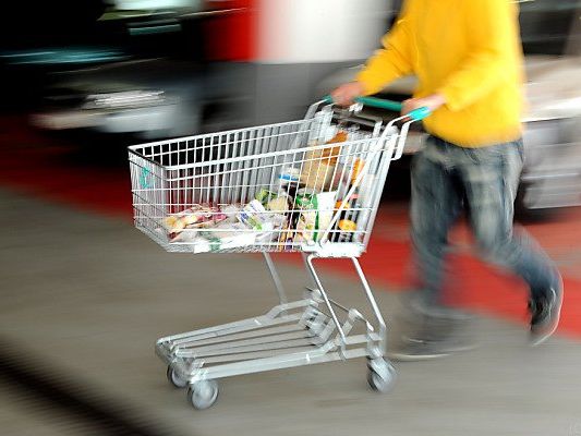 Österreicher geben weniger aus Österreicher geben weniger aus