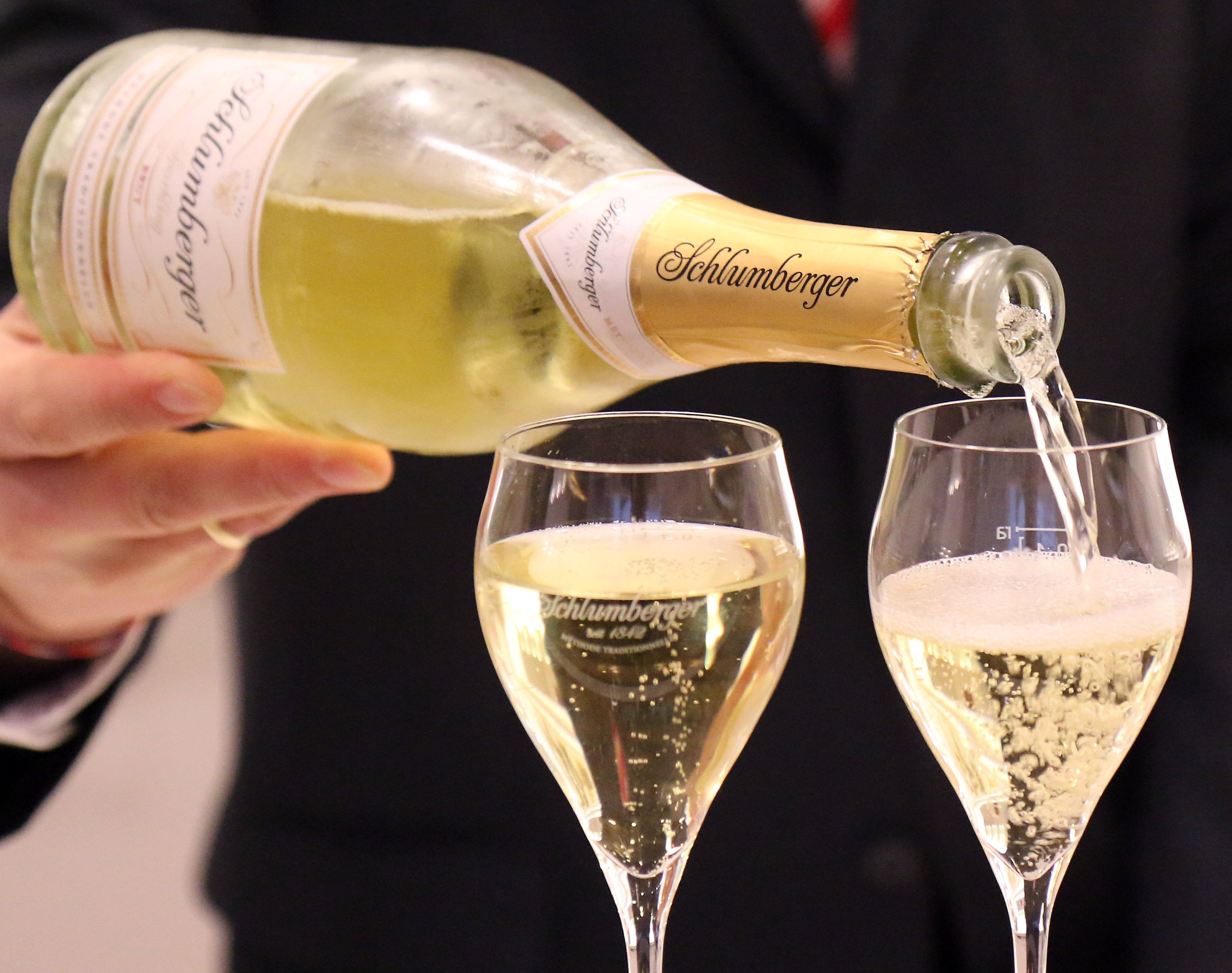 Sekthersteller kämpfen mit Ernteausfällen - Schlumberger-Sekt wird teurer. Sekthersteller kämpfen mit Ernteausfällen - Schlumberger-Sekt wird teurer.