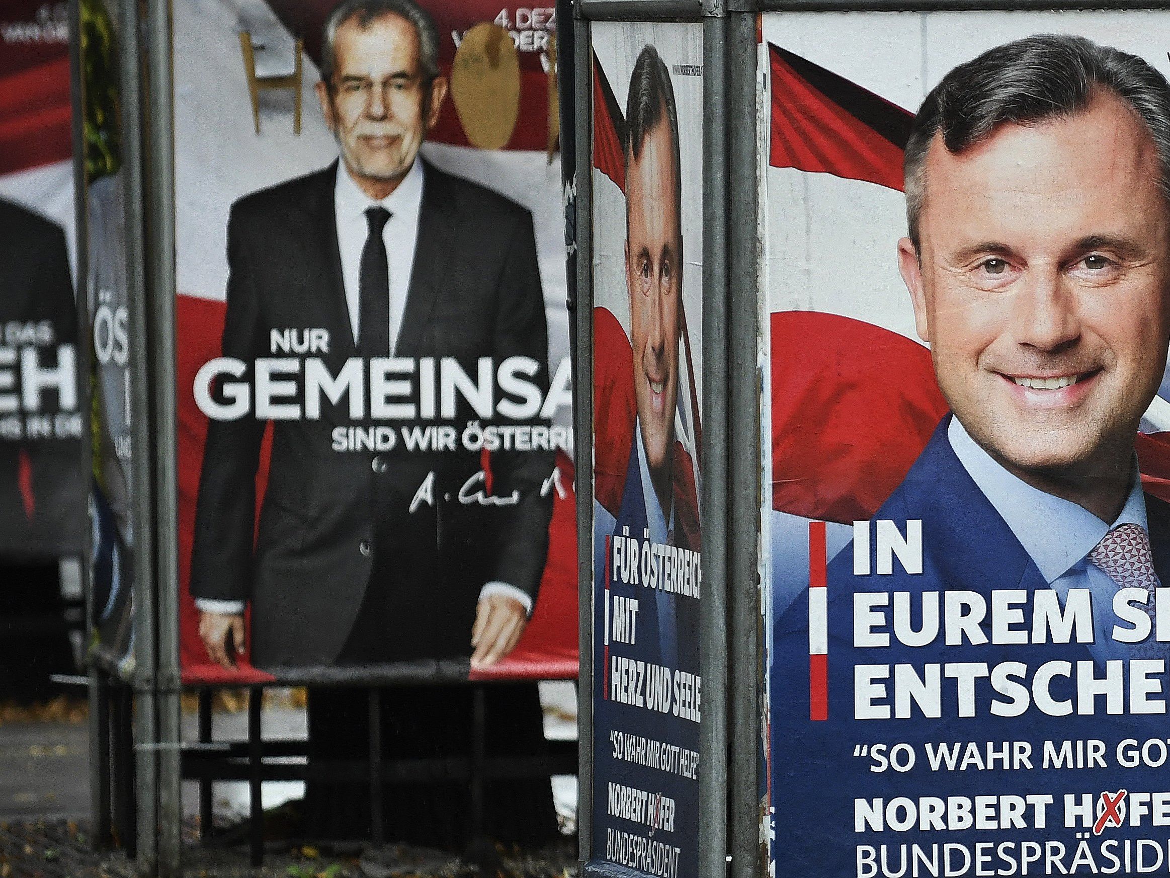Norbert Hofer und Alexander Van der Bellen treffen in den letzten TV-Duellen vor der Wahl aufeinander. Norbert Hofer und Alexander Van der Bellen treffen in den letzten TV-Duellen vor der Wahl aufeinander.
