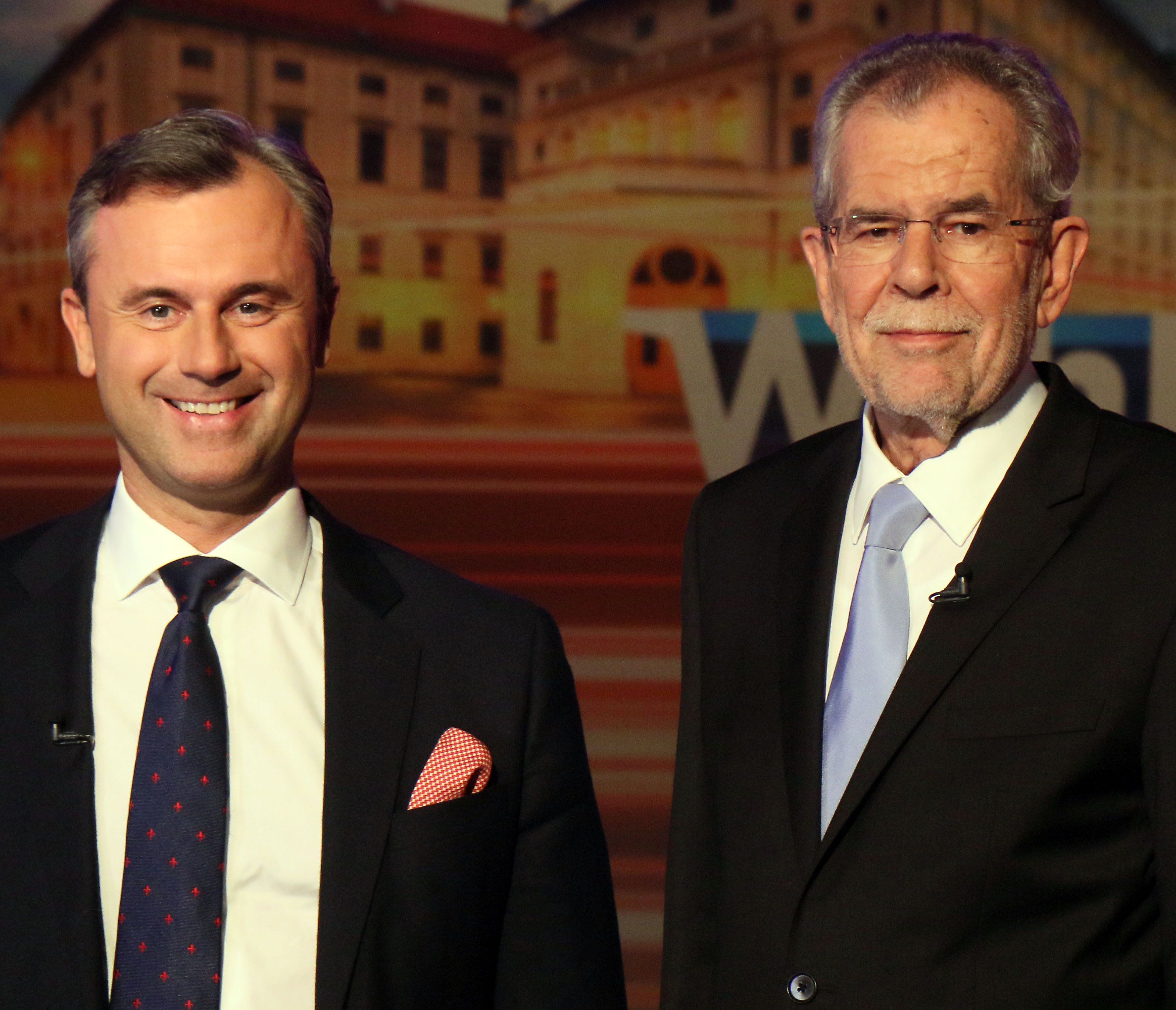 So reagierten Hofer und Van der Bellen auf den Wahlsieg von Donald Trump. So reagierten Hofer und Van der Bellen auf den Wahlsieg von Donald Trump.