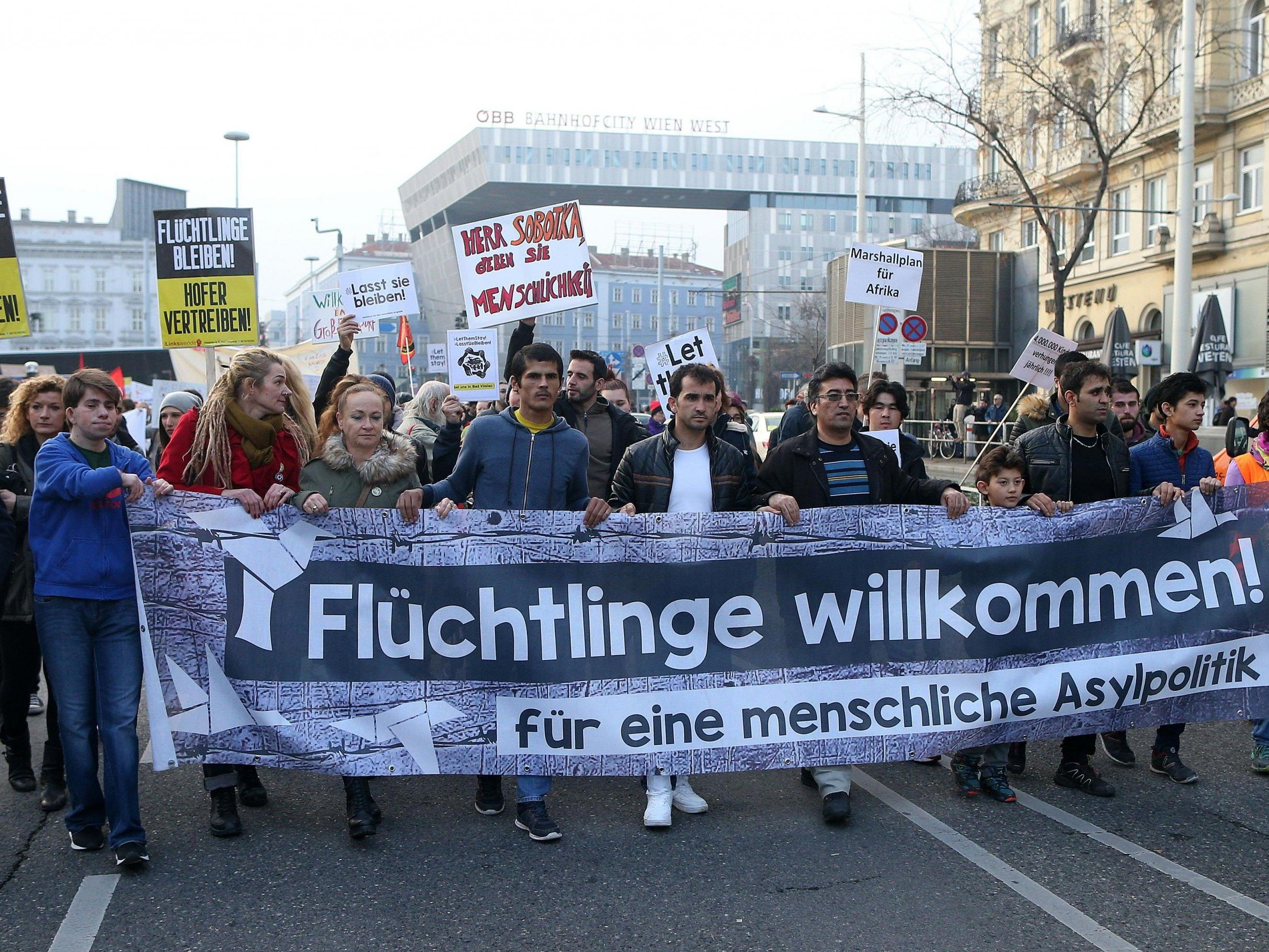 Am ersten Adventssamstag findet eine Demo gegen Abschiebung in Wien statt