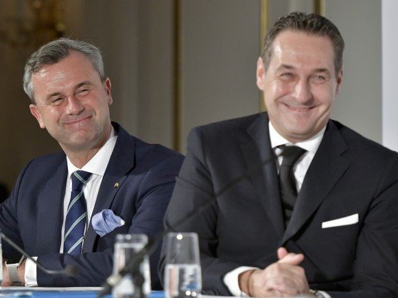 Der Antrag auf Immunitätsaufhebung von Strache und Hofer wurde zurückgezogen. Der Antrag auf Immunitätsaufhebung von Strache und Hofer wurde zurückgezogen.