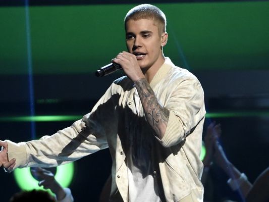 Justin Bieber will seinen Instagram-Account nicht wieder aktivieren. Justin Bieber will seinen Instagram-Account nicht wieder aktivieren.