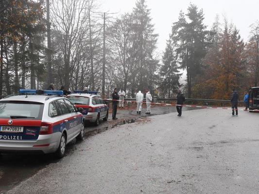 Die Leiche wurde auf einem Parkplatz im Gemeindegebiet von Söll gefunden.