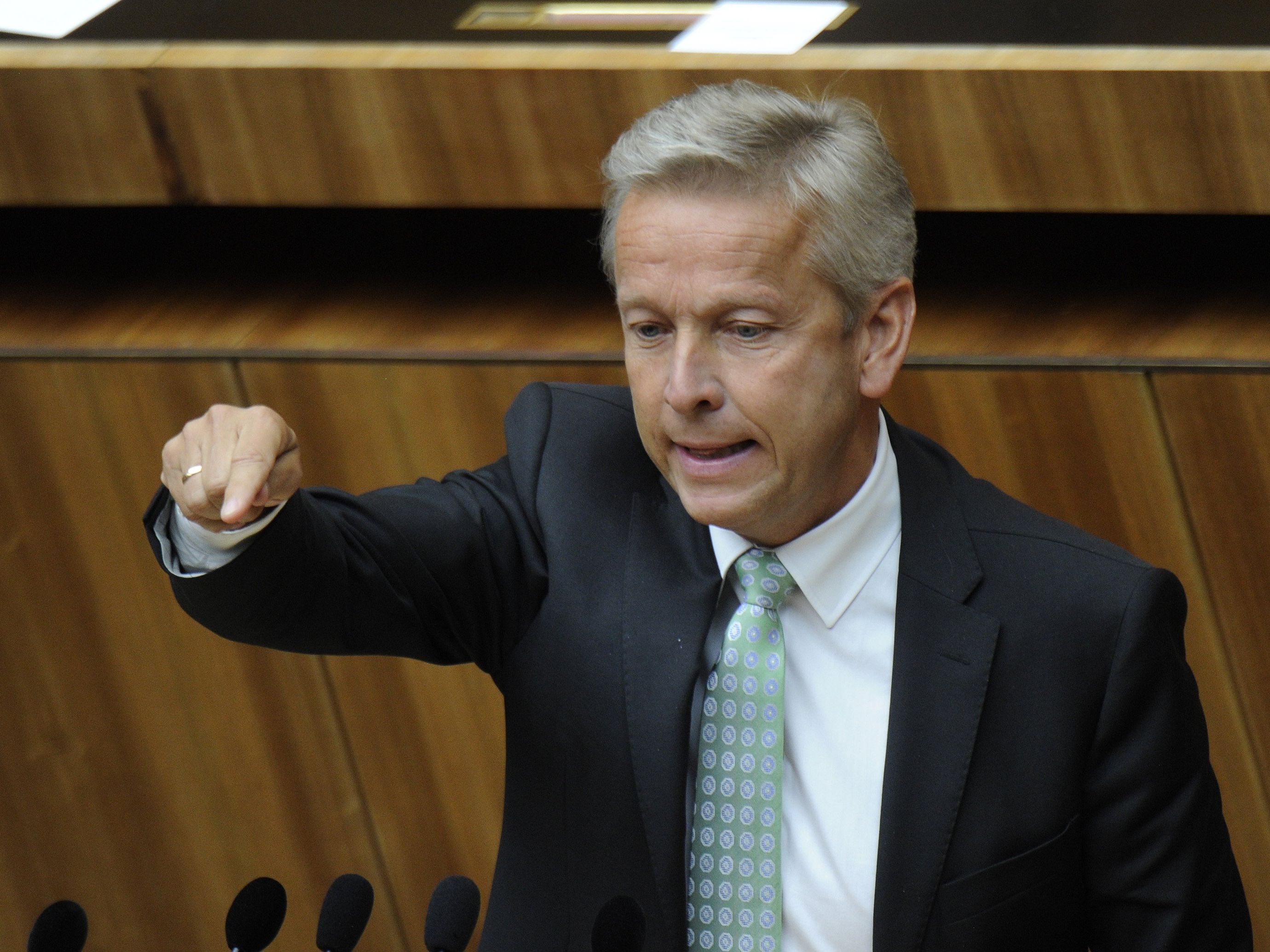 Der ÖVP-Klubobmann übt Kritik an Stögers Ultimatum an die Länder Der ÖVP-Klubobmann übt Kritik an Stögers Ultimatum an die Länder