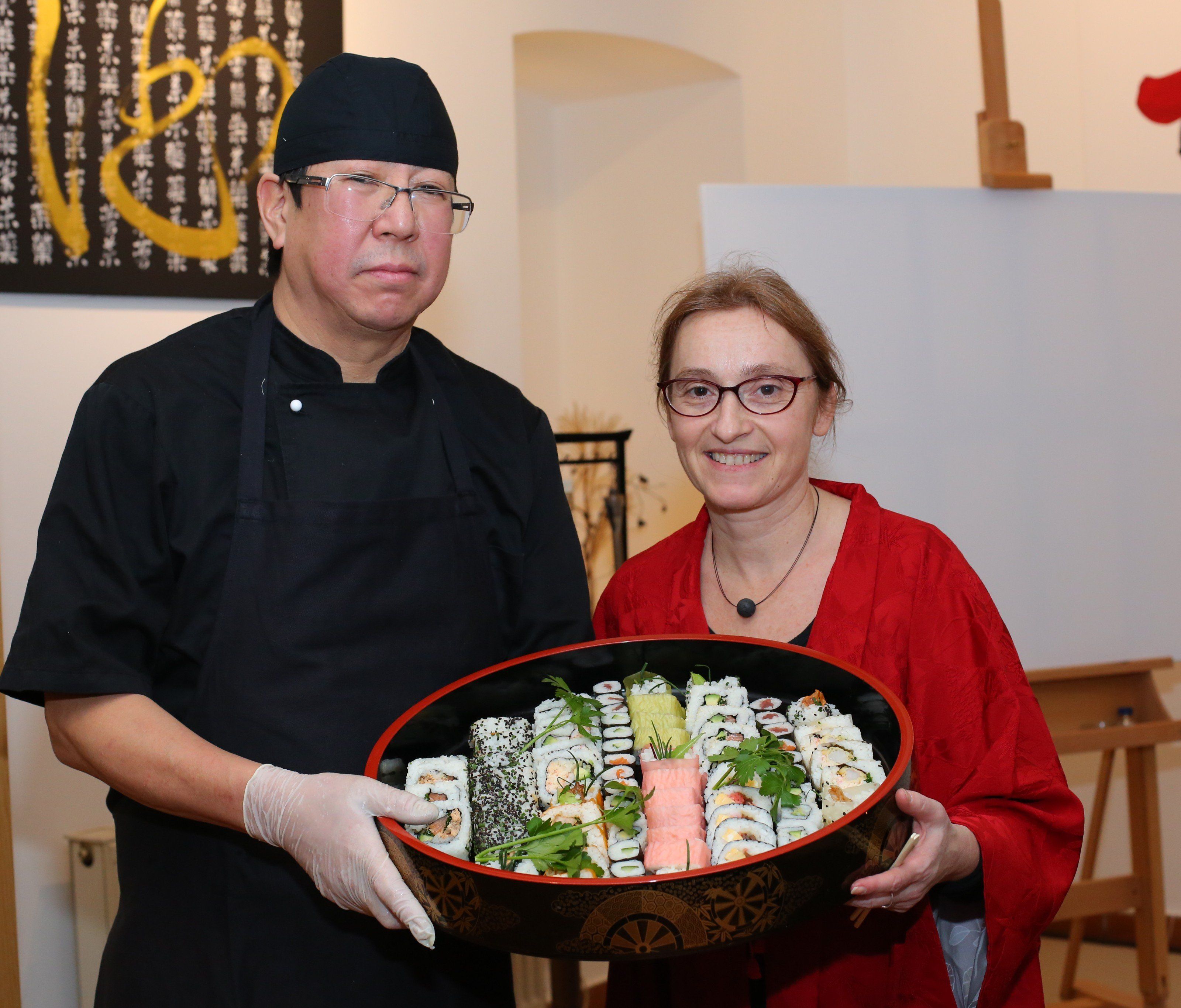 Hiroshi Sakai und Angela Kramer feiern 3 Jahre "Sakai".