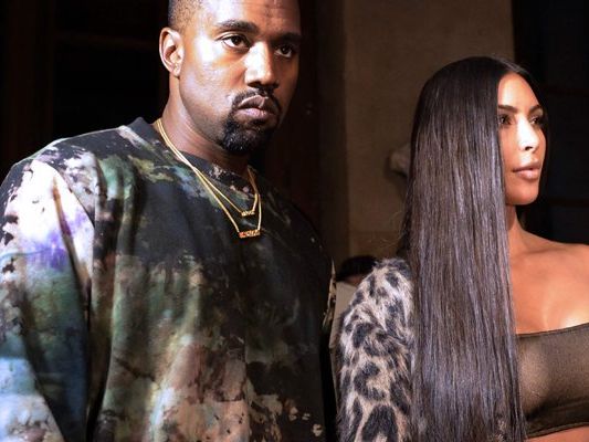 US-Rapper Kanye West hat überraschenderweise alle restlichen Konzerte seiner Tour ersatzlos abgesagt. US-Rapper Kanye West hat überraschenderweise alle restlichen Konzerte seiner Tour ersatzlos abgesagt.
