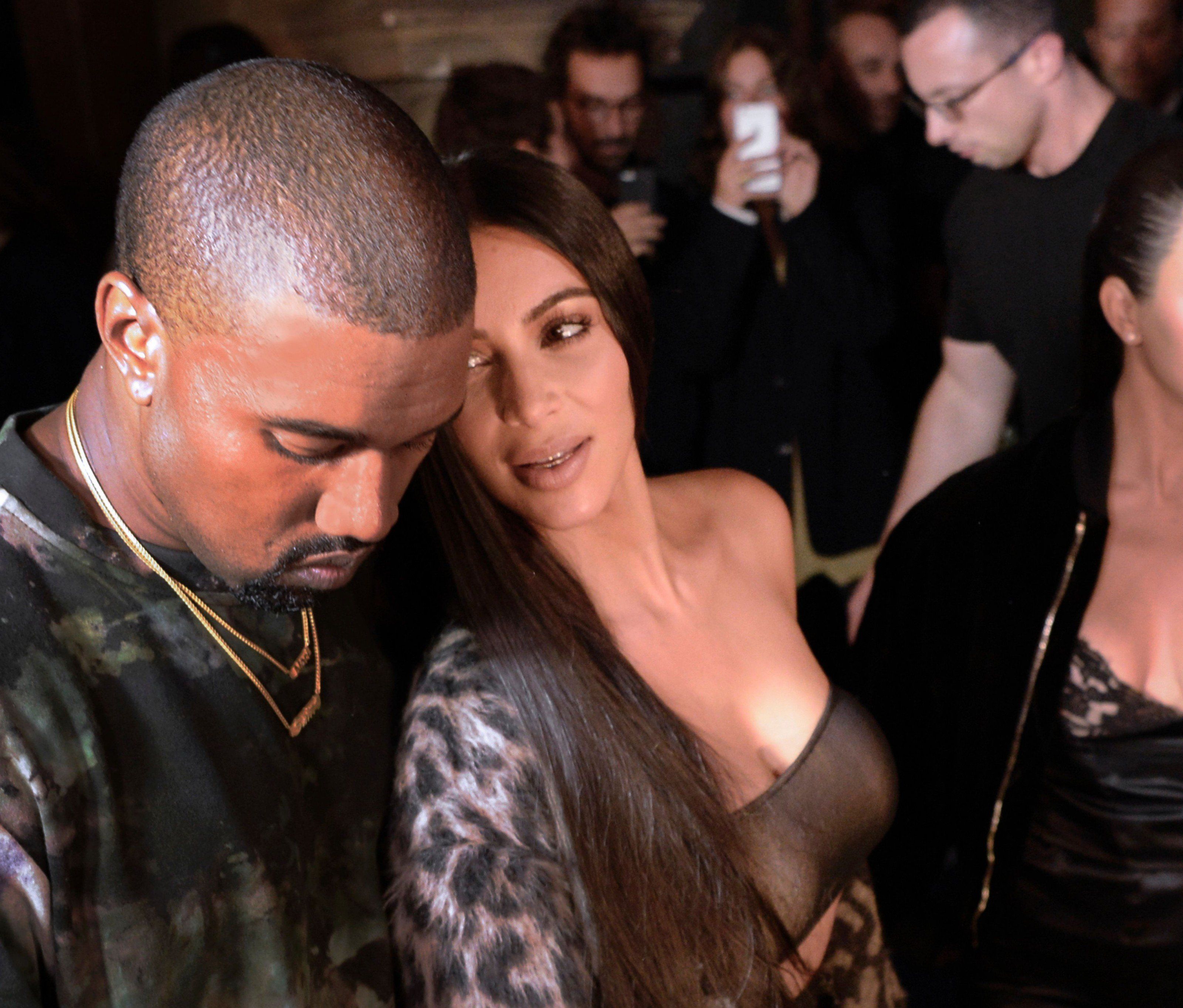 Auch Kim Kardashian macht sich große Sorgen. Auch Kim Kardashian macht sich große Sorgen.
