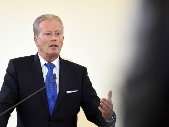 "Keine Wahlempfehlung" gibt Mitterlehner ab "Keine Wahlempfehlung" gibt Mitterlehner ab