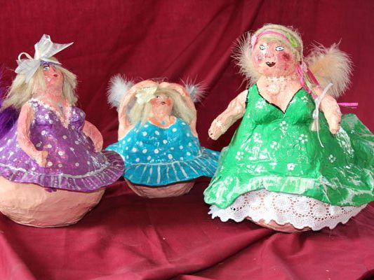 Die Caritas-Werkstätte im Montafon lädt in der Vorweihnachtszeit zu einem stimmungsvollen „Treffpunkt Advent“. Die Caritas-Werkstätte im Montafon lädt in der Vorweihnachtszeit zu einem stimmungsvollen „Treffpunkt Advent“.