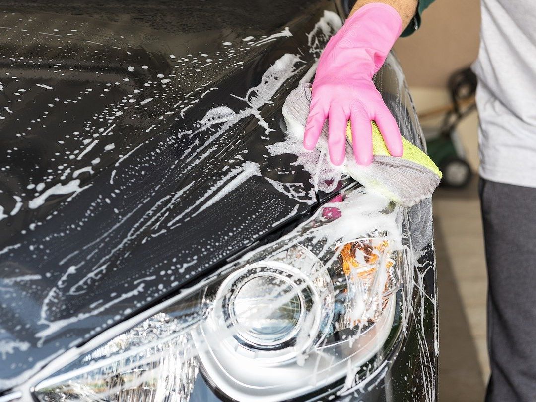 Gutscheine für Autorenigung bei "Stop & Wash" gewinnen. Gutscheine für Autorenigung bei "Stop & Wash" gewinnen.