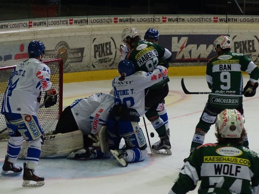 Im Heimspiel gegen Fassa setzten sich Dominik Haberl & Co. trotz massiver Gegenwehr durch. Im Heimspiel gegen Fassa setzten sich Dominik Haberl & Co. trotz massiver Gegenwehr durch.
