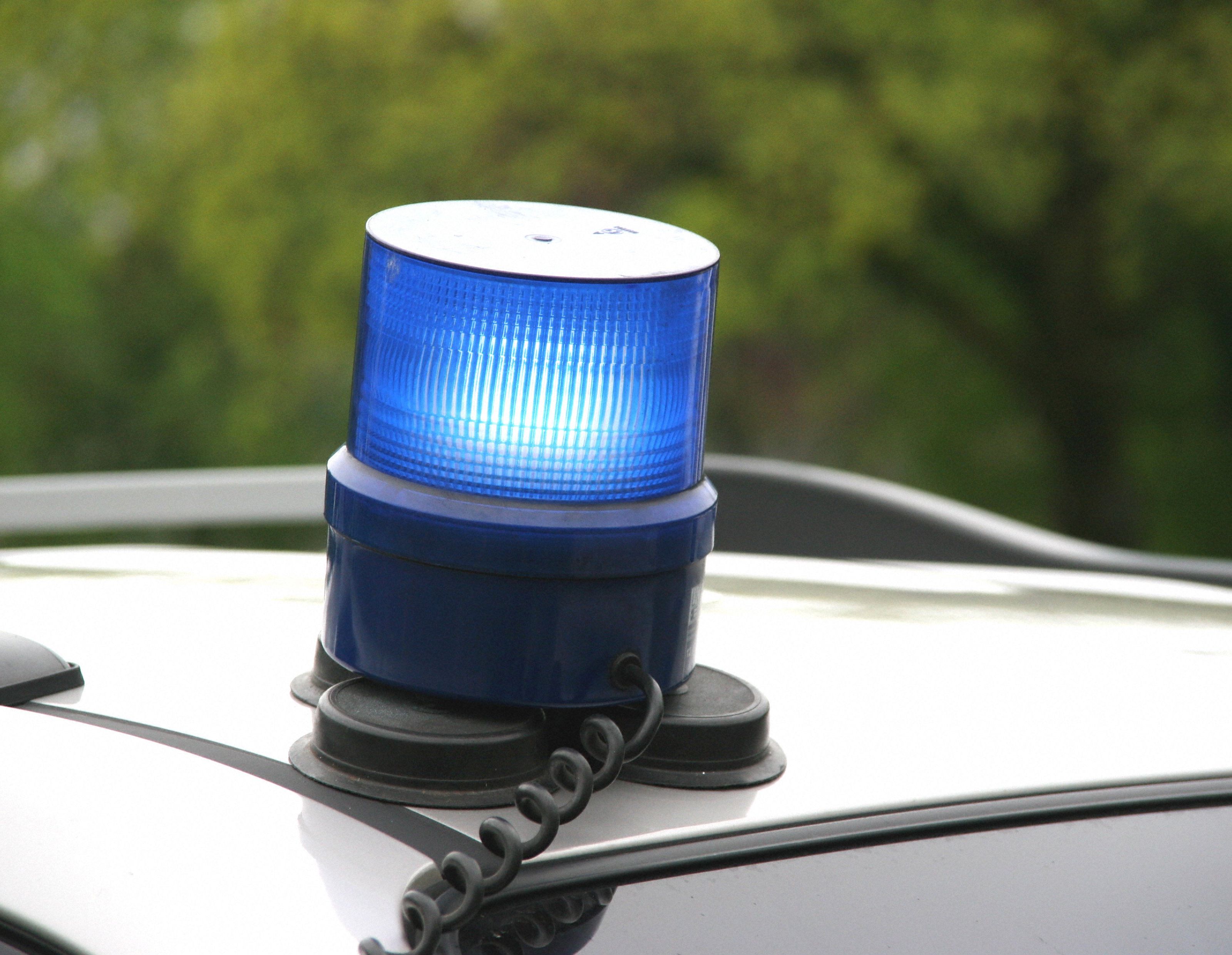 Polizei bittet Zeugen, sich zu melden. Polizei bittet Zeugen, sich zu melden.