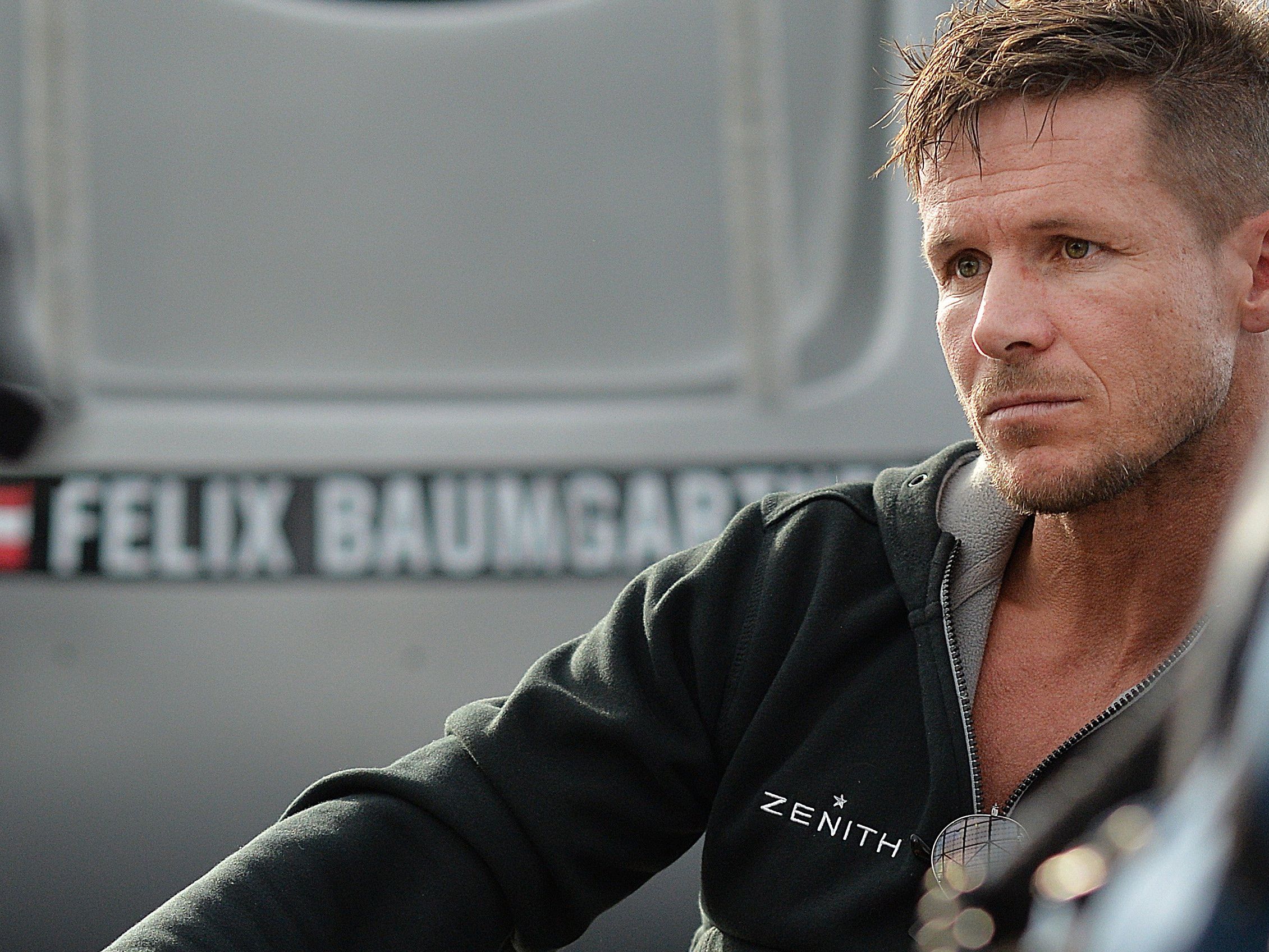 Felix Baumgartner muss harsche Kritik vom Autor seines ersten Buches ("Projekt Ikarus") einstecken. Felix Baumgartner muss harsche Kritik vom Autor seines ersten Buches ("Projekt Ikarus") einstecken.