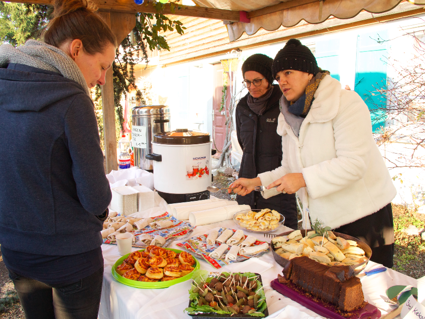 Auf dem Weihnachtsmarkt der Kinderstube war für jedes etwas dabei Auf dem Weihnachtsmarkt der Kinderstube war für jedes etwas dabei