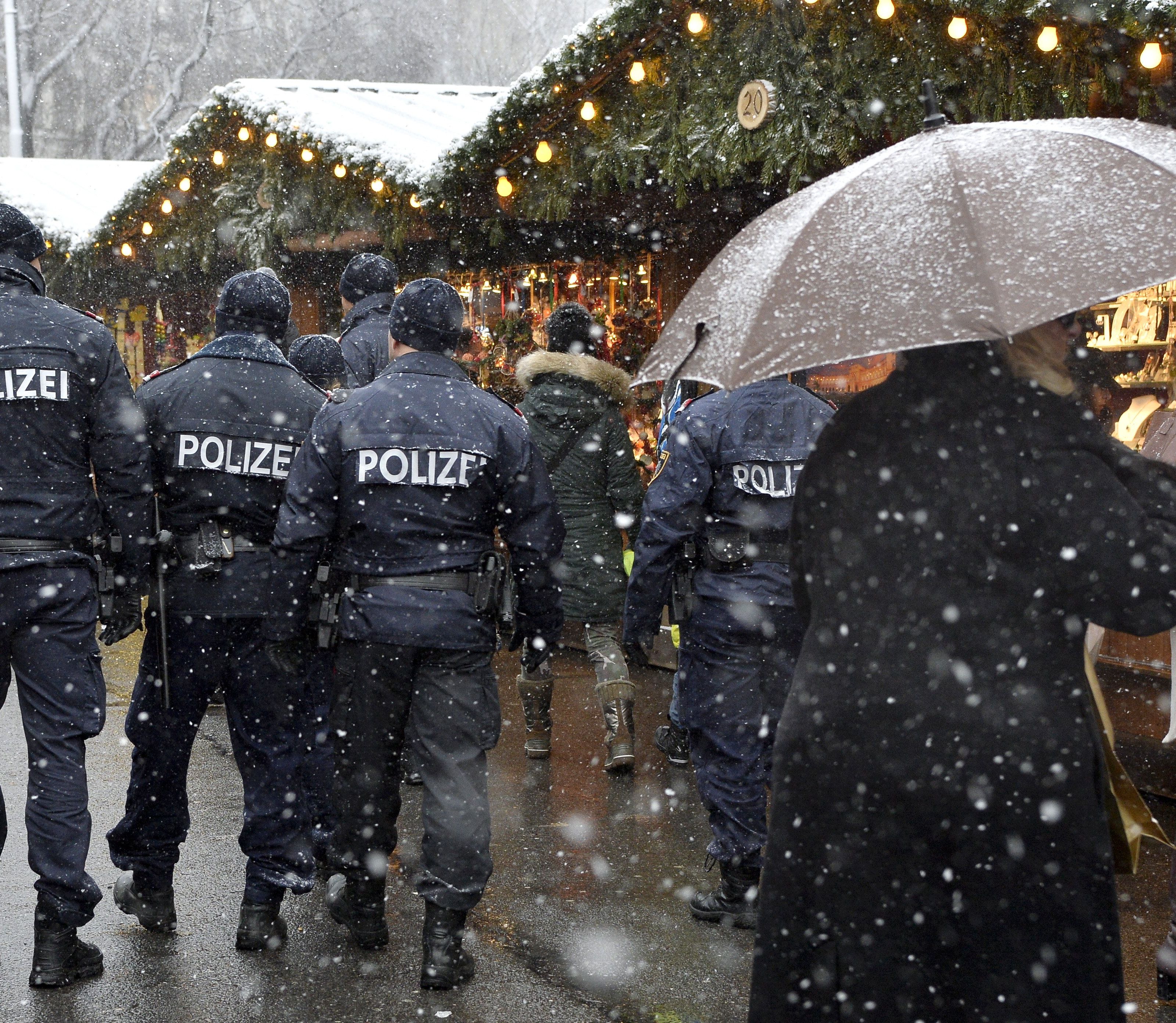 So war die Stimmung am Wiener Christkindlmarkt vor dem Rathaus So war die Stimmung am Wiener Christkindlmarkt vor dem Rathaus