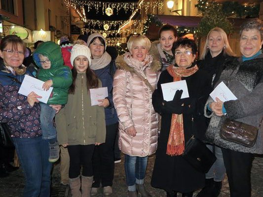 Marianne Frainer und Jasmine Markovic gratulierten im Namen der WIGE den Gewinnerinnen. Marianne Frainer und Jasmine Markovic gratulierten im Namen der WIGE den Gewinnerinnen.