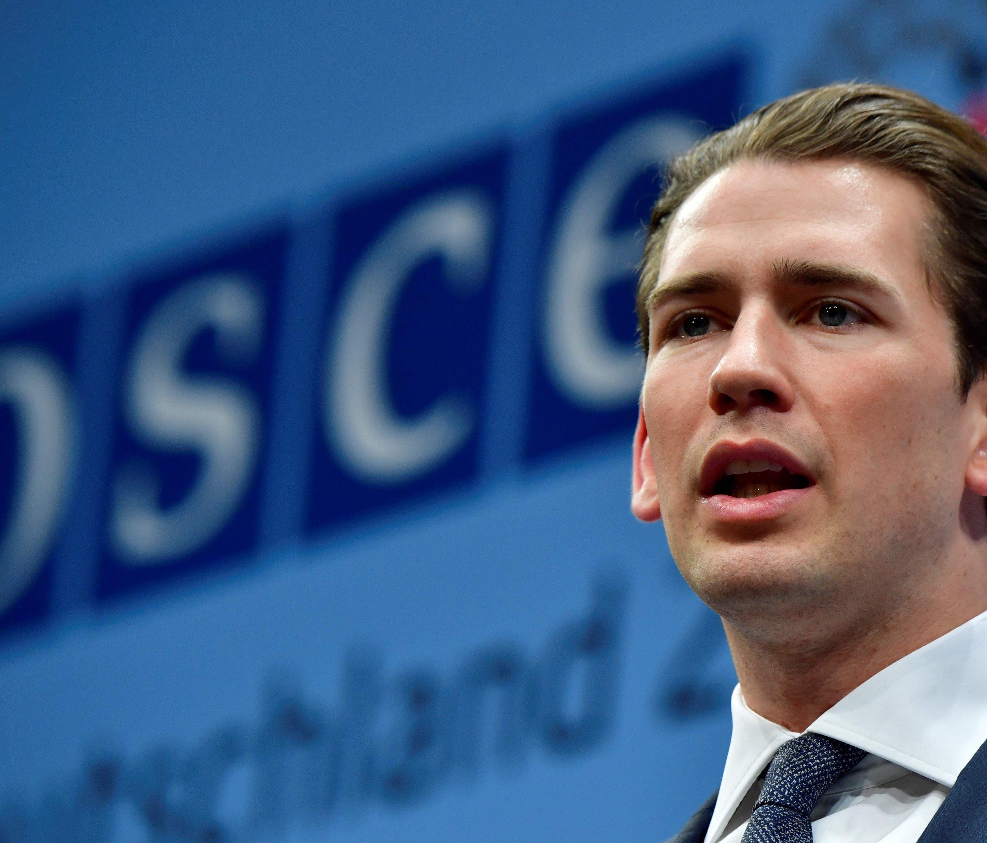 Sebastian Kurz berät mit den EU-Außenministern über die Türkei. Sebastian Kurz berät mit den EU-Außenministern über die Türkei.