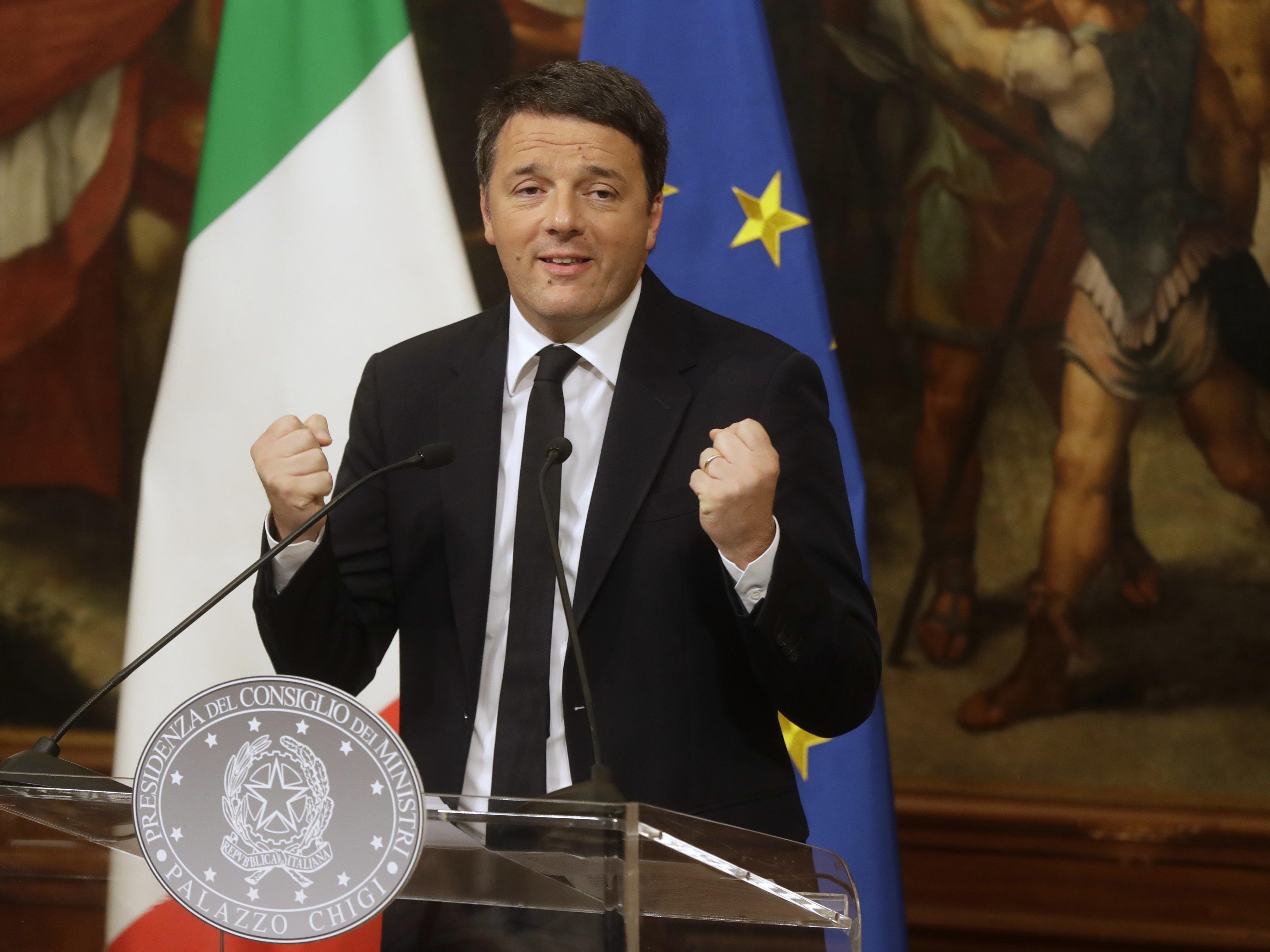 Italiens Premier Renzi bleibt bis zur Verabschiedung des Haushaltsgesetzes im Amt.