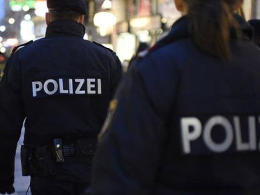 Einer 58-Jährigen wurde in der Donaustadt die Handtasche geraubt
