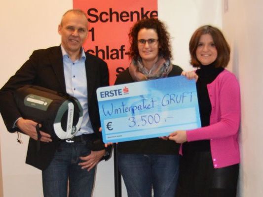 Spenden für Bedürftige statt Geschenke für Kunden. Spenden für Bedürftige statt Geschenke für Kunden.