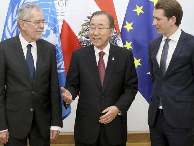Der designierte Bundespräsident Alexander Van der Bellen, der scheidende UNO-Generalsekretär Ban Ki-moon, und Außenminister Sebastian Kurz.