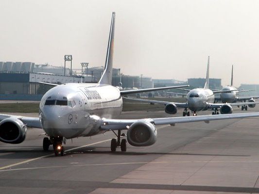 Bei Flugausfällen müssen Ticketkosten unter Umständen erstattet werden Bei Flugausfällen müssen Ticketkosten unter Umständen erstattet werden