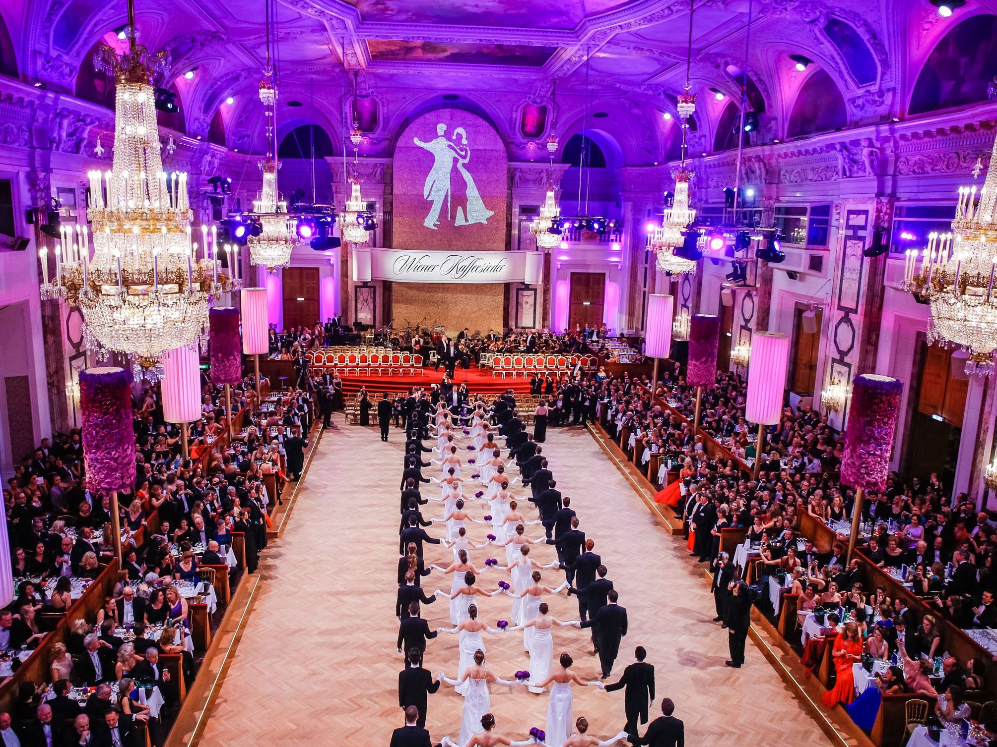 Der Traditionsball der Wiener Kaffeesieder. Der Traditionsball der Wiener Kaffeesieder.