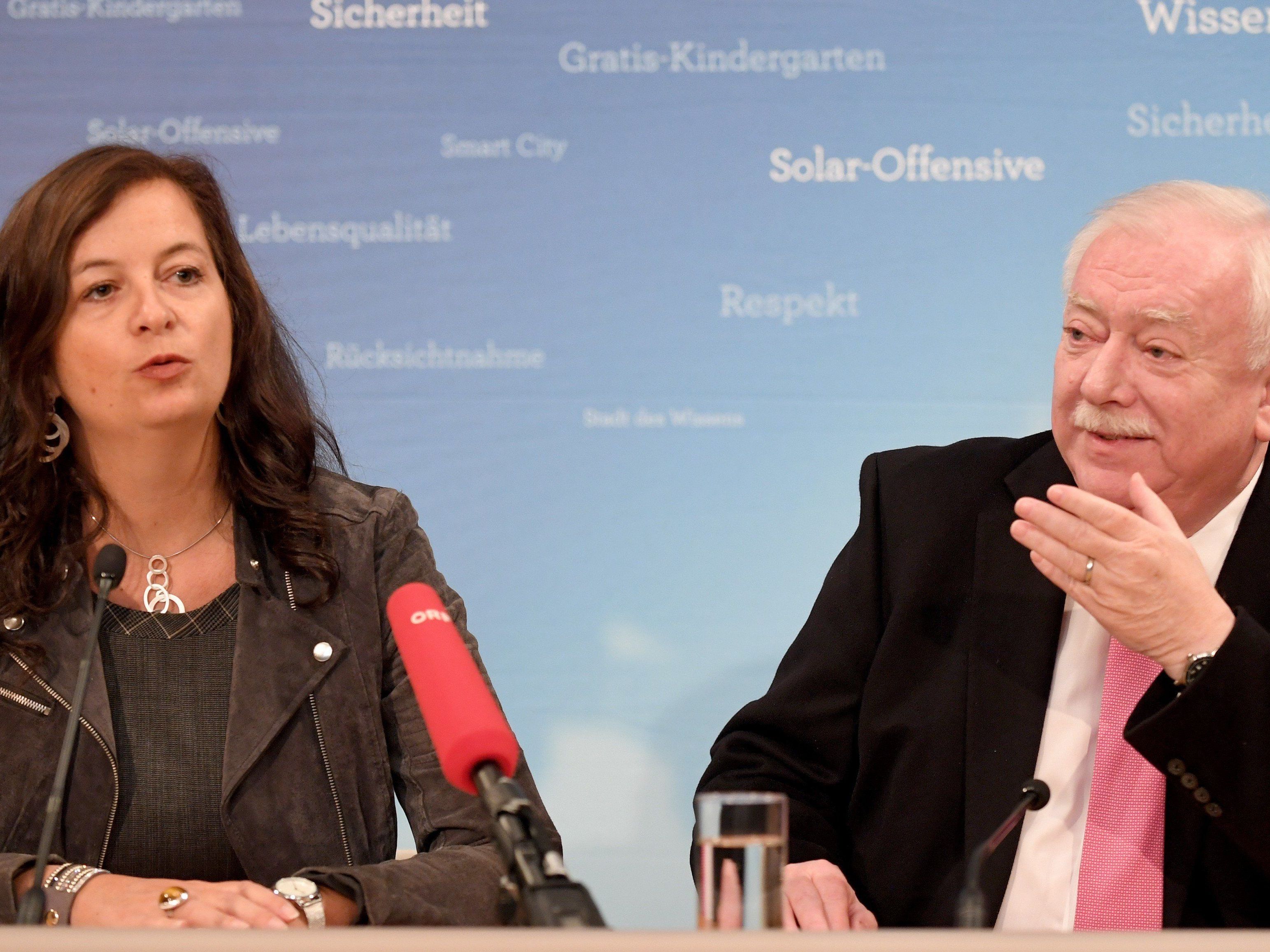 Stadträtin Ulli Sima und Bürgermeister Michael Häupl von der SPÖ. Stadträtin Ulli Sima und Bürgermeister Michael Häupl von der SPÖ.