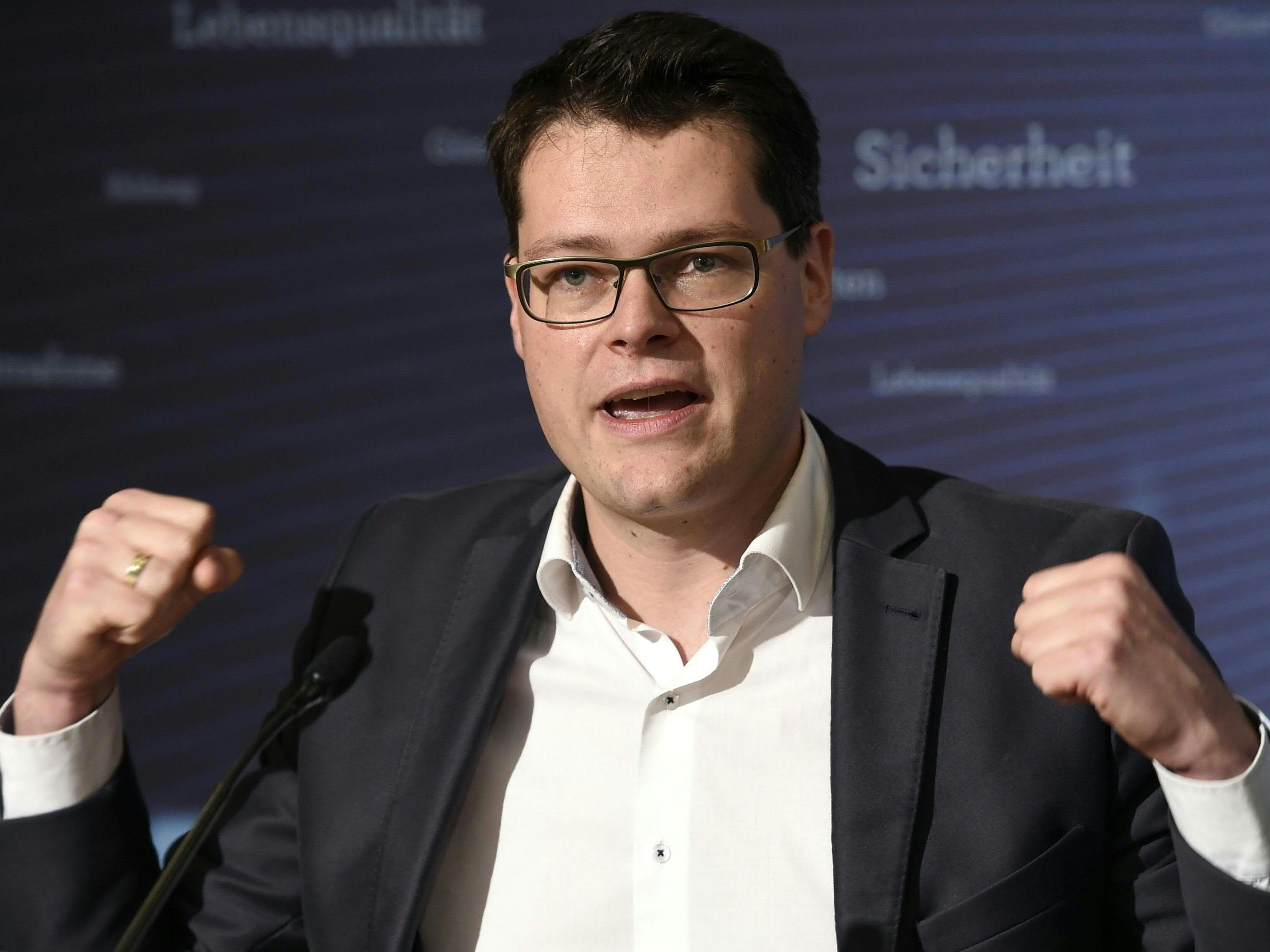 SPÖ-Mann Jürgen Czernohorszky. SPÖ-Mann Jürgen Czernohorszky.