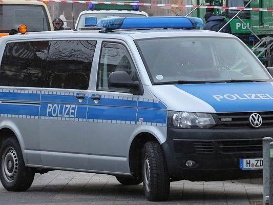 Die Polizei Berlin hat nach einem Angriff auf Beamte mit einem emotionalen Aufruf auf Facebook reagiert.