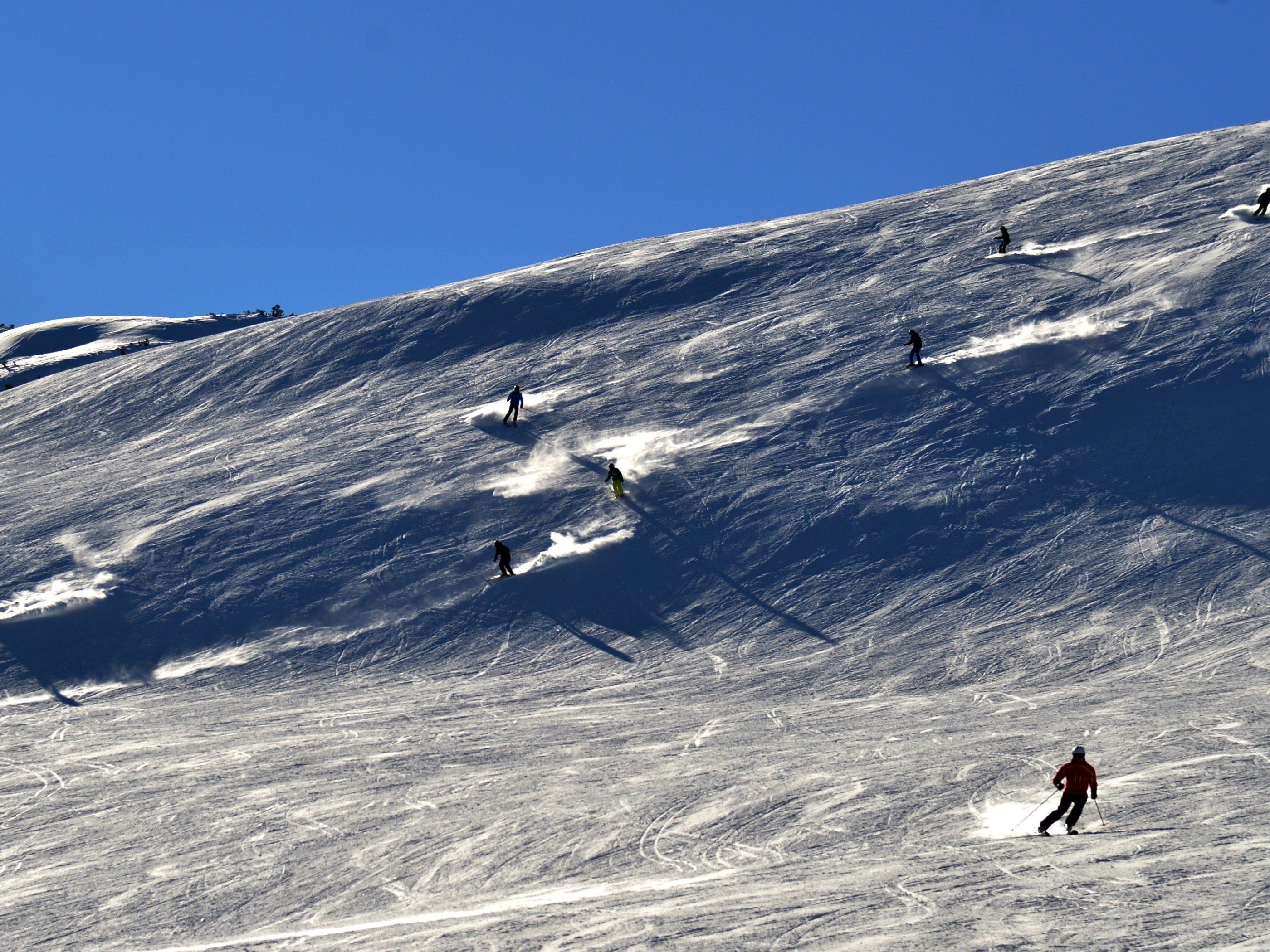 Mehrere Skiunfälle ereigneten sich in den letzten Tagen in Vorarlberg. Mehrere Skiunfälle ereigneten sich in den letzten Tagen in Vorarlberg.