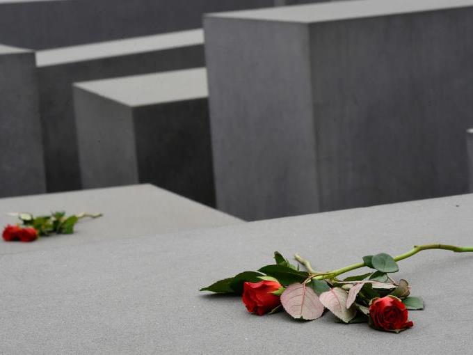 Internationales Gedenken an den Holocaust.