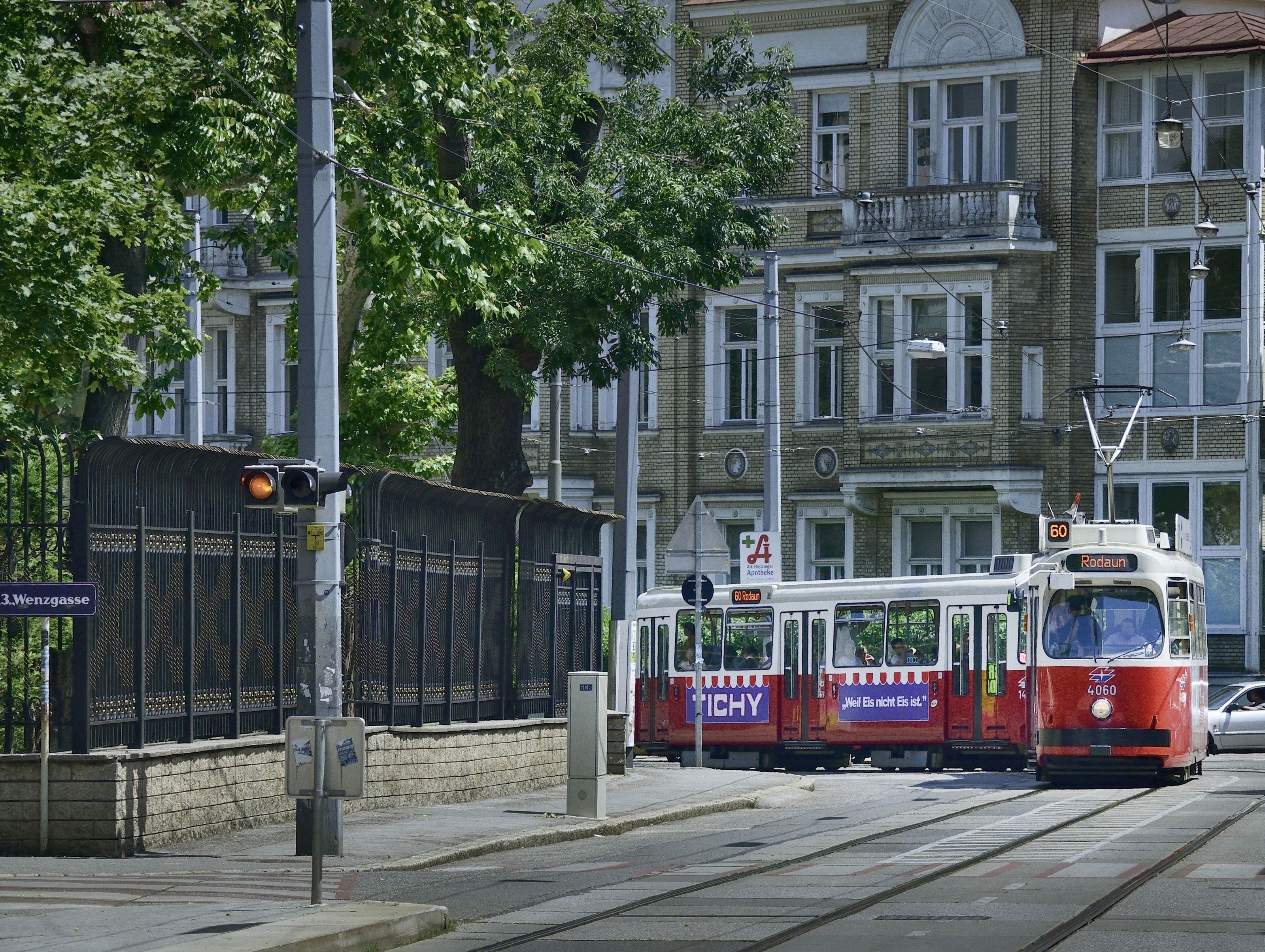 Eine Straßenbahn der Linie 60 wurde entführt Eine Straßenbahn der Linie 60 wurde entführt