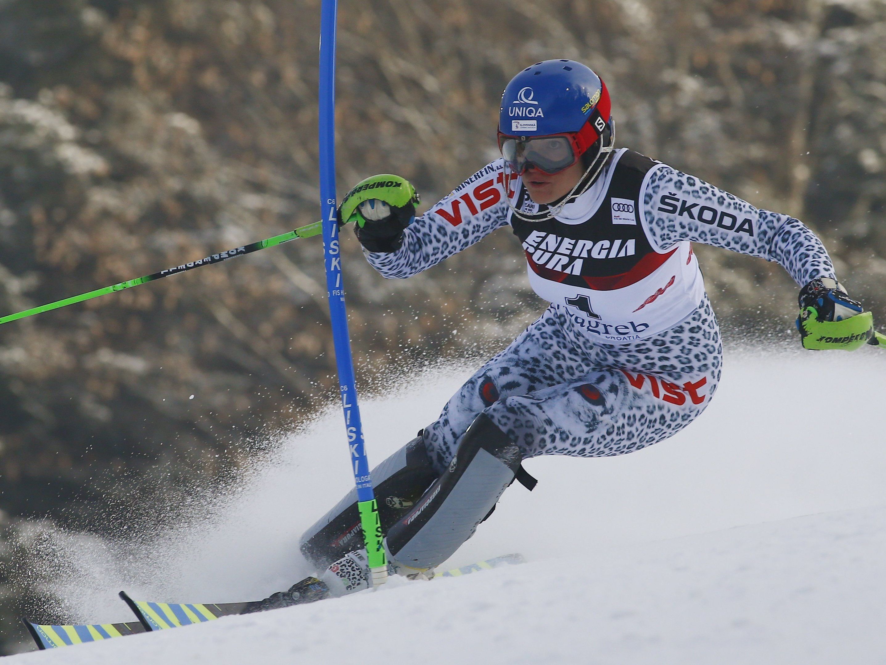 . An der Spitze des Klassements stand nach 35 Läuferinnen die Slowakin Veronika Velez-Zuzulova, 0,39 Sekunden dahinter lauerte auf Platz zwei die Salzburgerin Bernadette Schild. . An der Spitze des Klassements stand nach 35 Läuferinnen die Slowakin Veronika Velez-Zuzulova, 0,39 Sekunden dahinter lauerte auf Platz zwei die Salzburgerin Bernadette Schild.