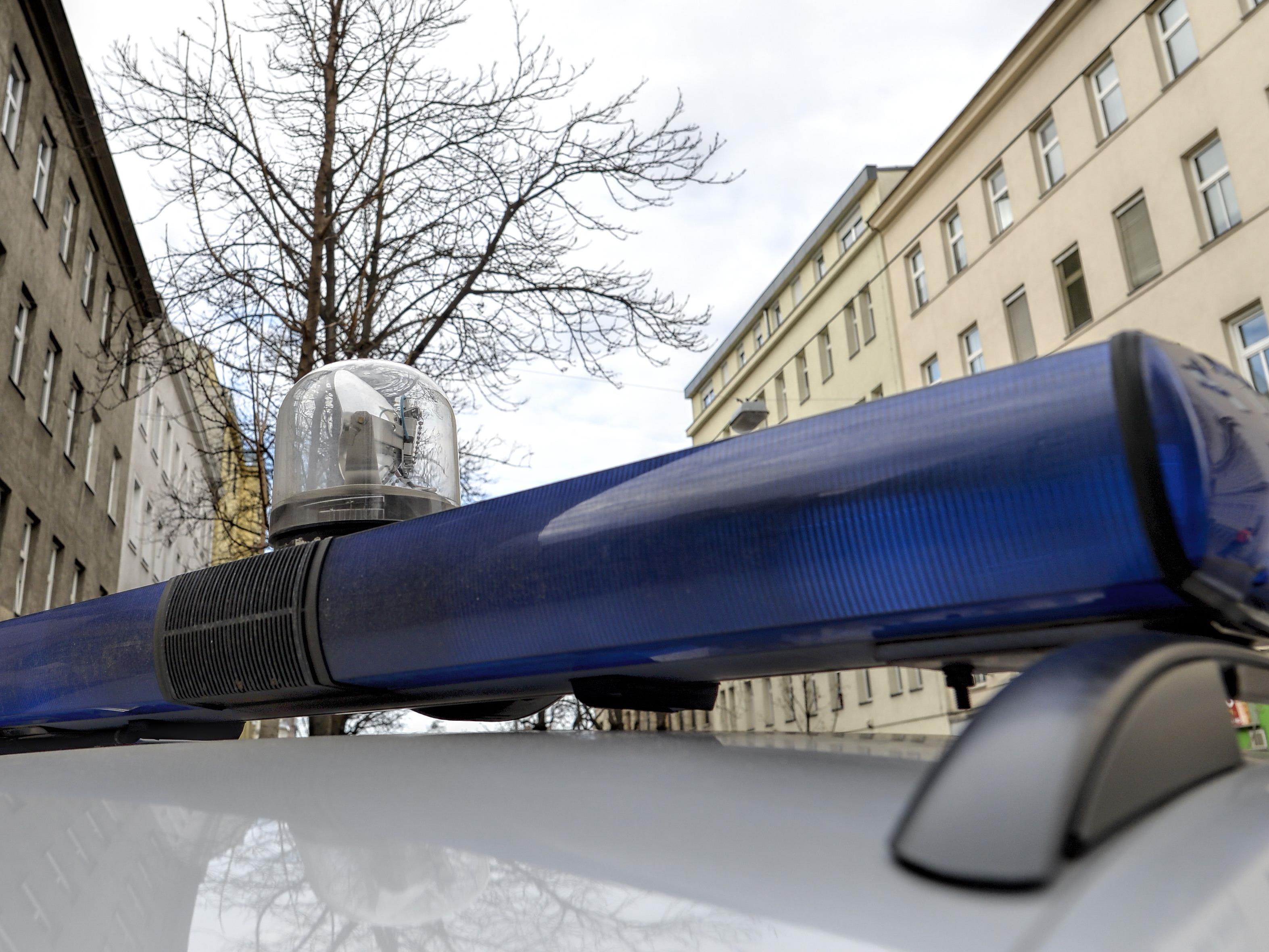 Ein 21-Jähriger verletzte bei einer Attacke einen Polizisten in Wien-Brigittenau.