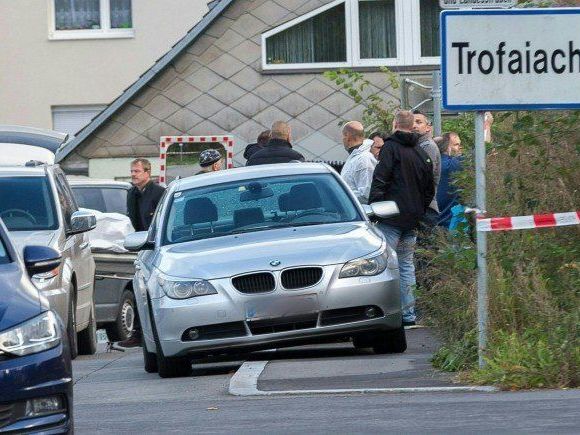 In Troifaiach fand man die Leichen der schwangeren Frau und ihres Sohnes. In Troifaiach fand man die Leichen der schwangeren Frau und ihres Sohnes.