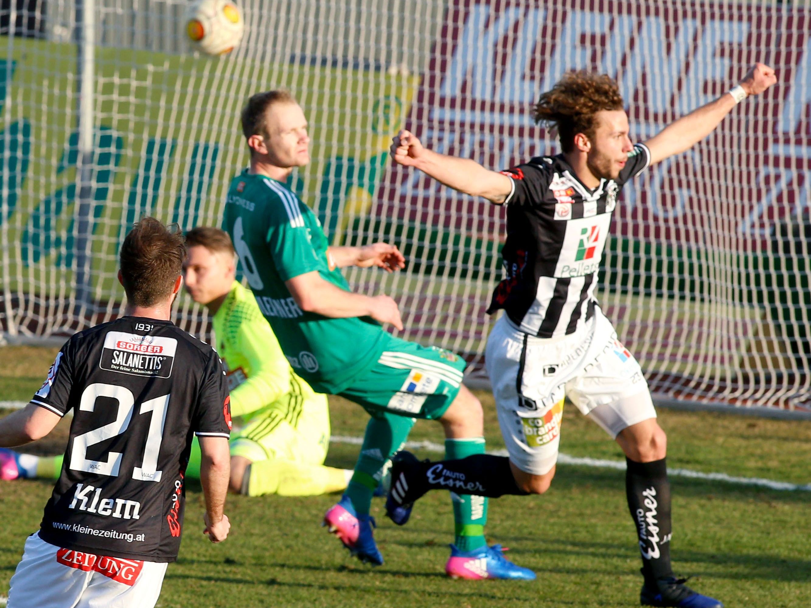 Der WAC schlug Rapid in der Lavanttal-Arena mit 2:1. Der WAC schlug Rapid in der Lavanttal-Arena mit 2:1.