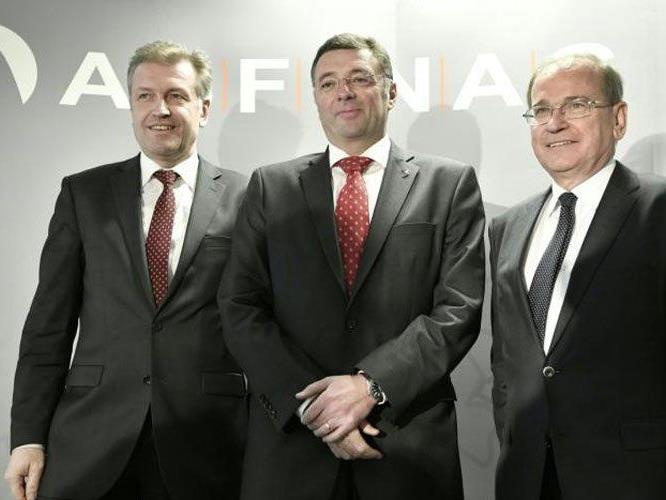 Asfinag-Vorstand Klaus Schierhackl, BM Jörg Leichtfried und Asfinag-Vorstand Alois Schedl.