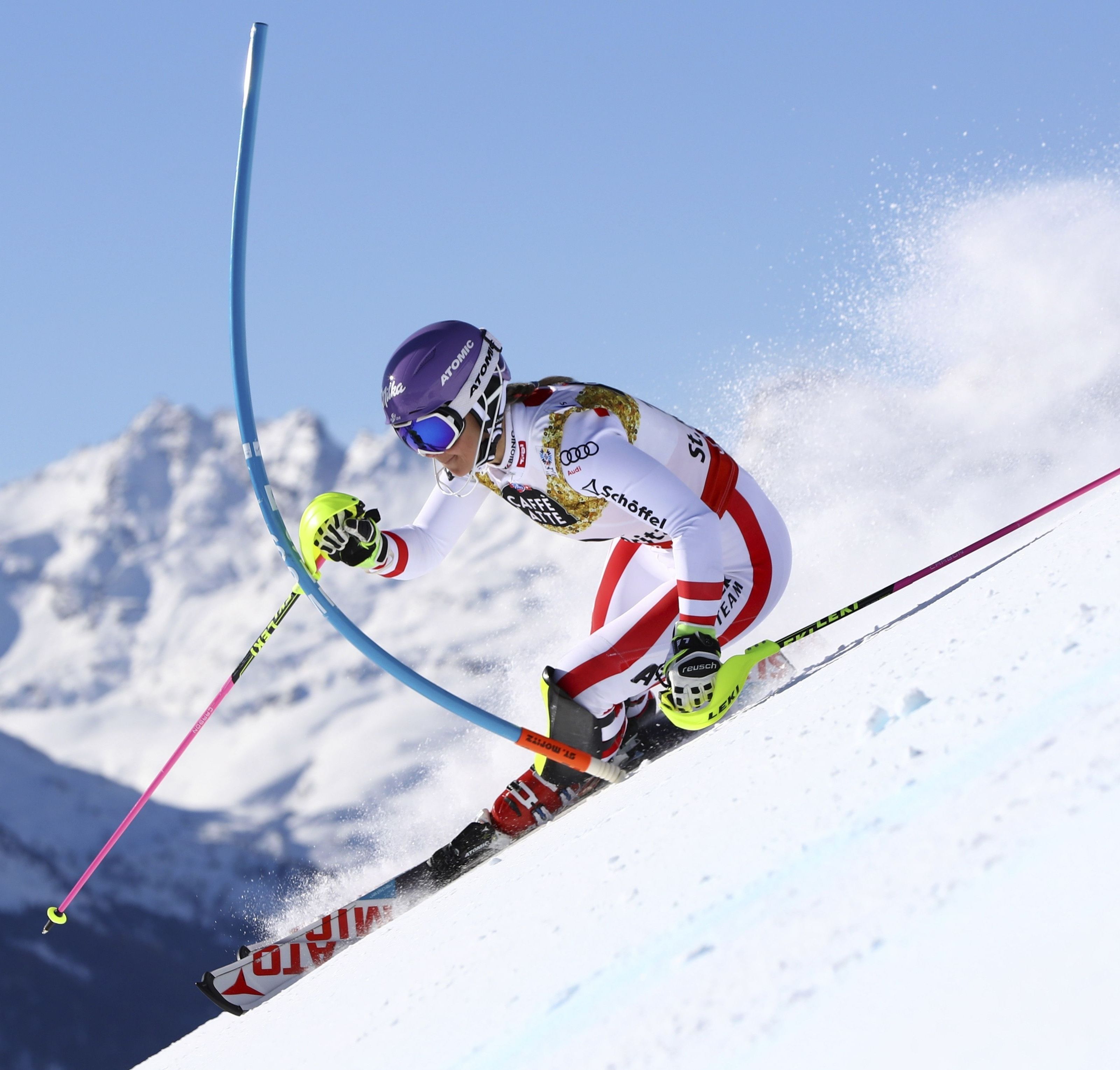 Kirchgasser fährt in Crans Montana um ersten Kombinations-Weltcupsieg. Kirchgasser fährt in Crans Montana um ersten Kombinations-Weltcupsieg.