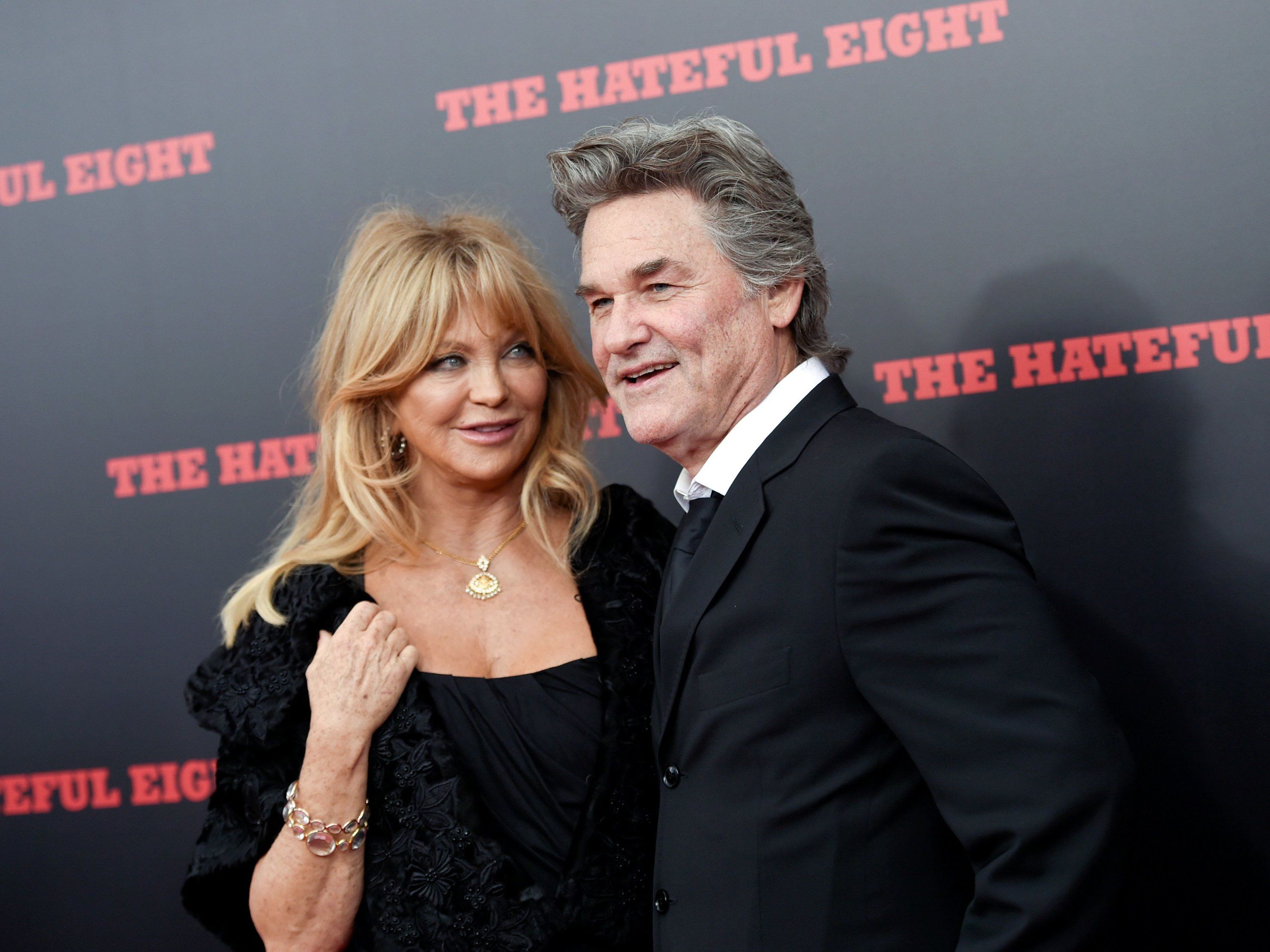 Goldie Hawn als Stargast am Wiener Opernball in der Lugner-Loge. Goldie Hawn als Stargast am Wiener Opernball in der Lugner-Loge.