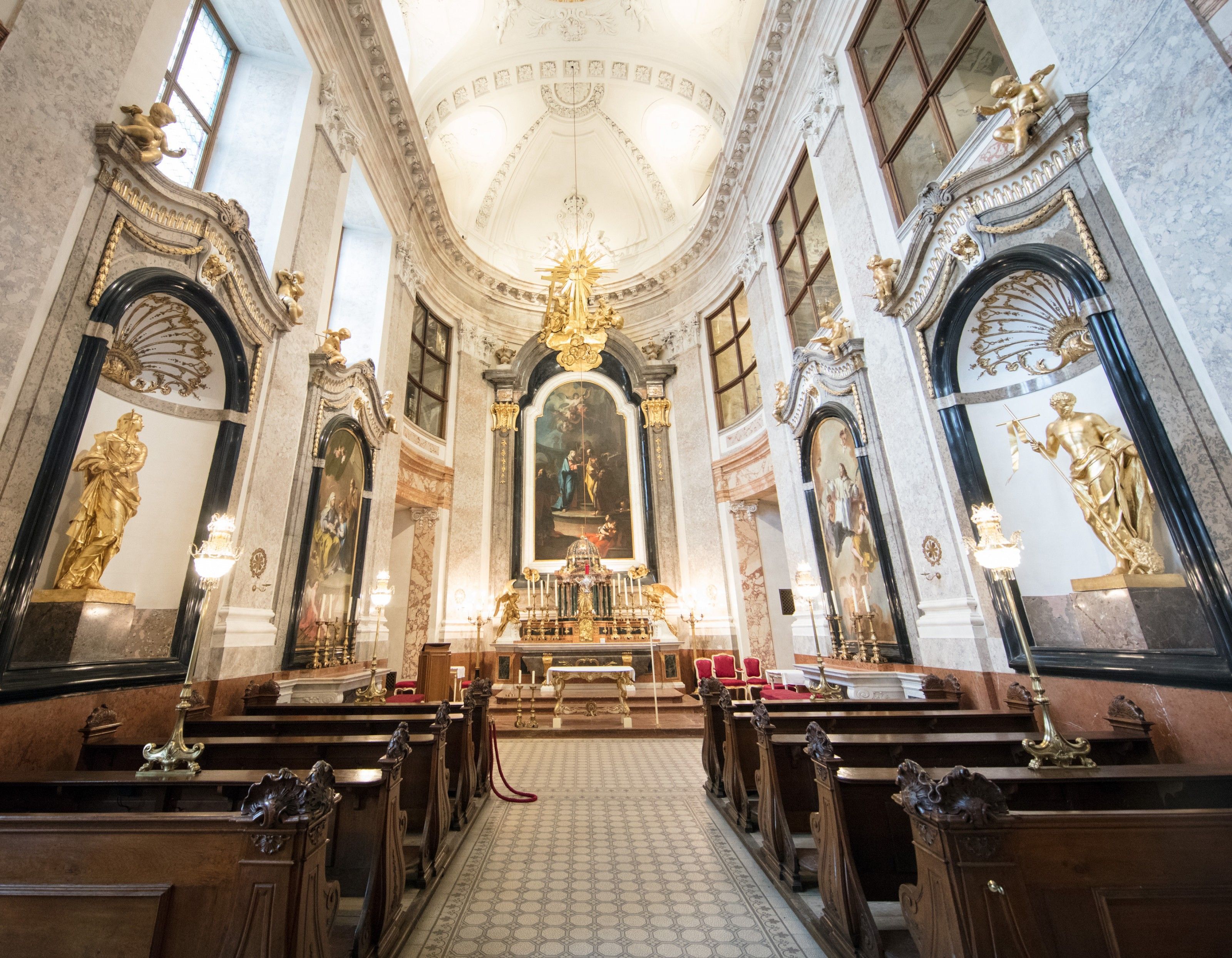 So sieht die neue restaurierte Schlosskapelle Schönbrunn aus